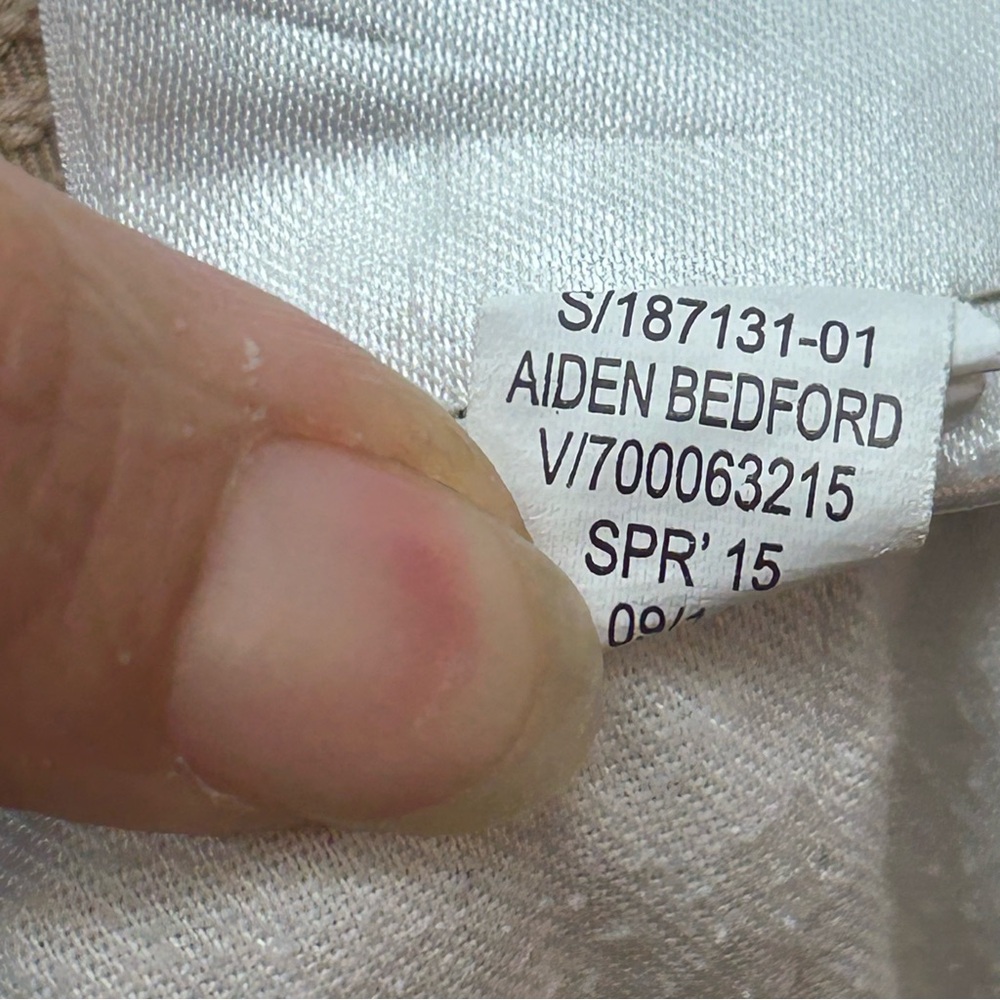 Banana Republic Men's Aiden Chino pant - Picture 6 of 6